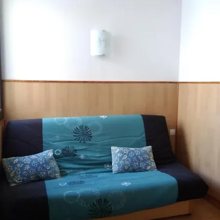Familial Piscine, Parking, Proche - Idéal 4 Pers, Budget Serré, - Fr-1-796-58