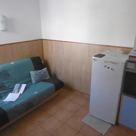 Familial Piscine, Parking, Proche - Ideal 4 Pers, Budget Serre, - Fr-1-796-58 Apartment *