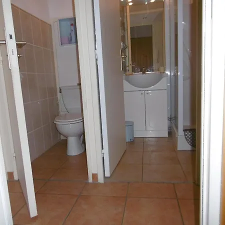 Familial Piscine, Parking, Proche - Idéal 4 Pers, Budget Serré, - Fr-1-796-58